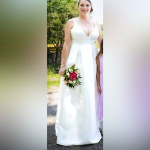 “Ready For Romance” Wedding Dress With Pockets